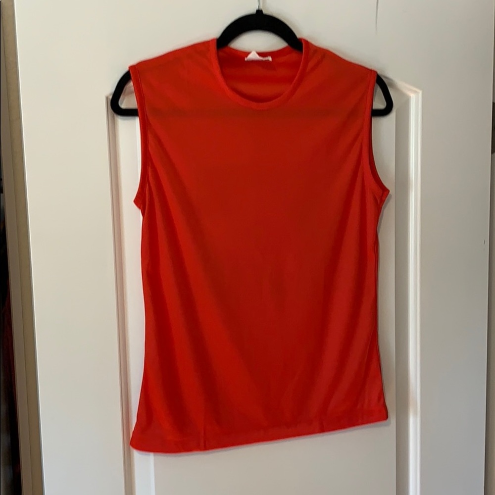 Red tank